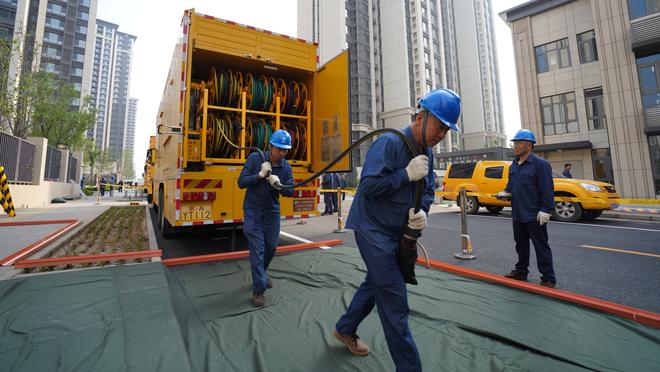 重返利雅得新月主场，内马尔社媒晒照：回家了？